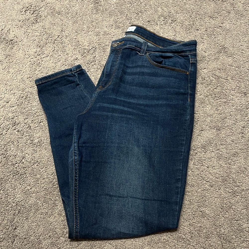Skinny jeans